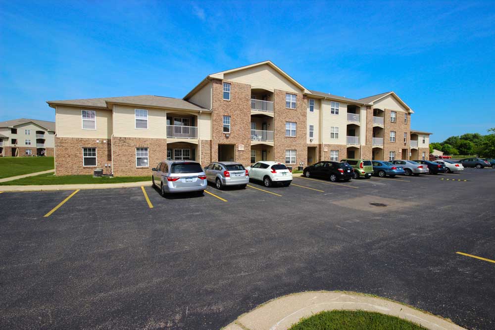 Primary Photo - Canterbury House Apartments - Kalamazoo