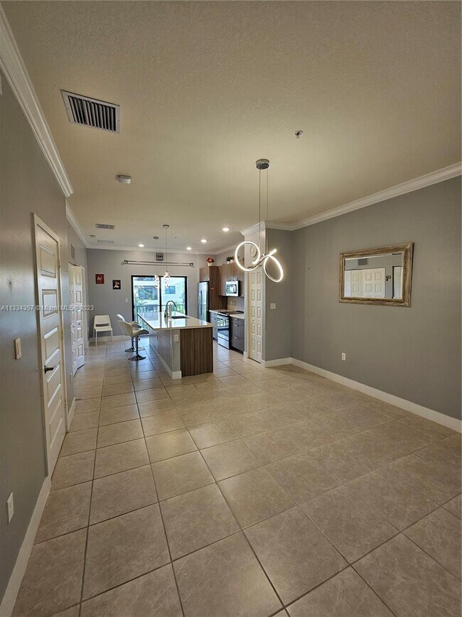 Foto del edificio - 7905 NW 104th Ave