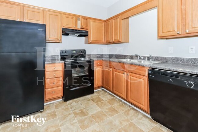 Building Photo - 1457 Riverrock Ct