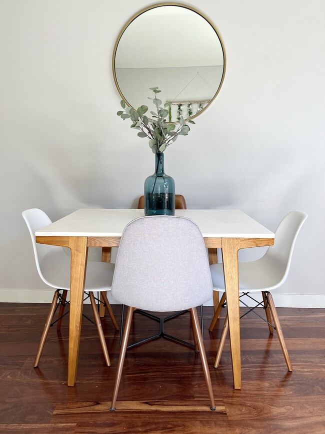 Dining Area - 922 NW 11th Ave