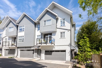 Building Photo - 20463-20470 70 Ave