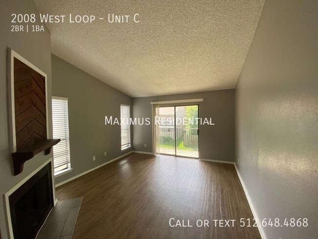 Building Photo - Spacious 2/1 Villas on Walnut Creek