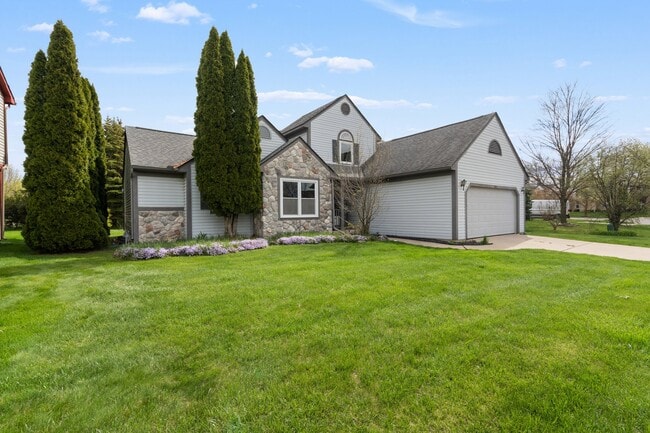 Building Photo - 4131 Rolling Meadow Ln