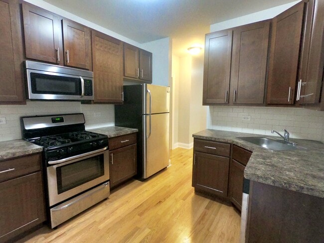 4869 Washtenaw 2 bed - Now Leasing $2200 - 4756 Maplewood
