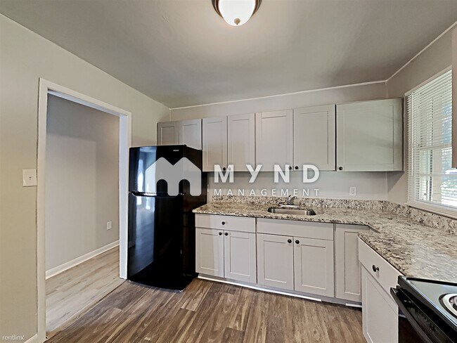 Building Photo - 3 br, 1 bath House - 545 Pinecrest Dr