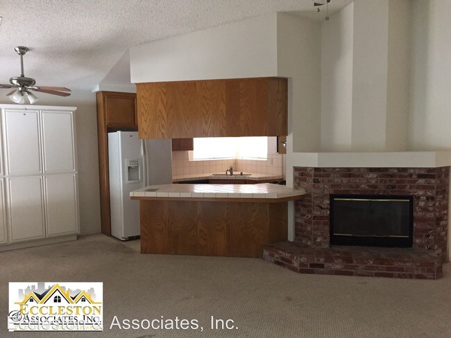 Building Photo - 6412 Pine Borough Ct