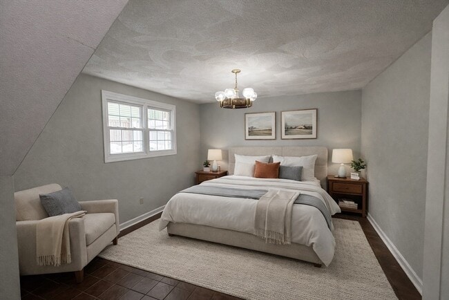 Building Photo - 122 Central St