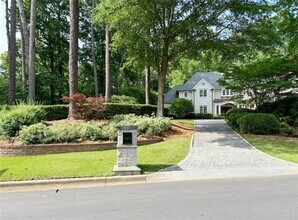 Building Photo - 785 Weatherly Ln NW