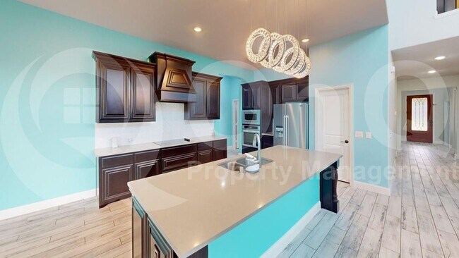 Foto del edificio - 6231 Lumley Rd