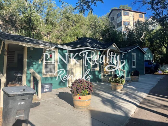 Nice 2 Bedroom in Desirable Manitou Springs! House for Rent in