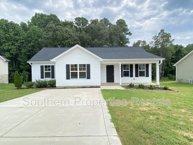 Building Photo - 529 Hamlet Dr