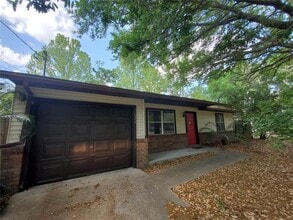 Building Photo - 12022 NW 147 Pl