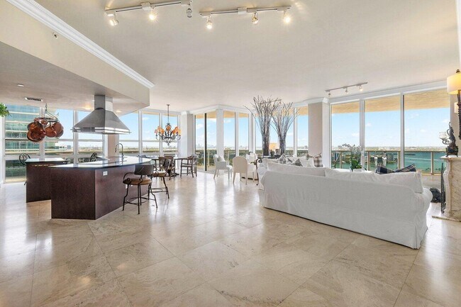 Building Photo - 10225 Collins Ave