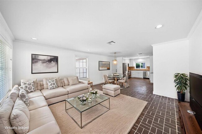 Foto del edificio - 6202 Abington Way