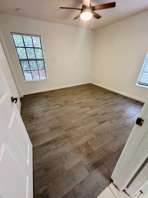 Building Photo - 2691 Albatross Rd N