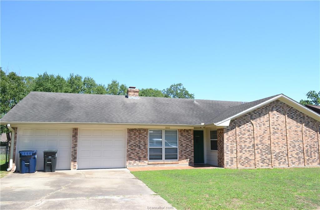 Primary Photo - 1803 Medina Dr