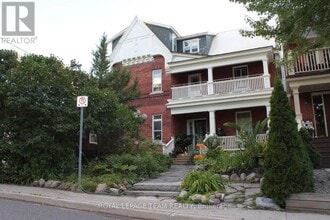 Building Photo - 14 Galt St