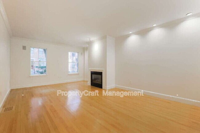 Foto del edificio - 29 E.Springfield St