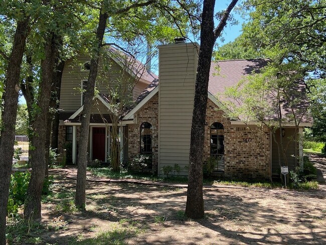 Building Photo - 3412 Timberline Dr