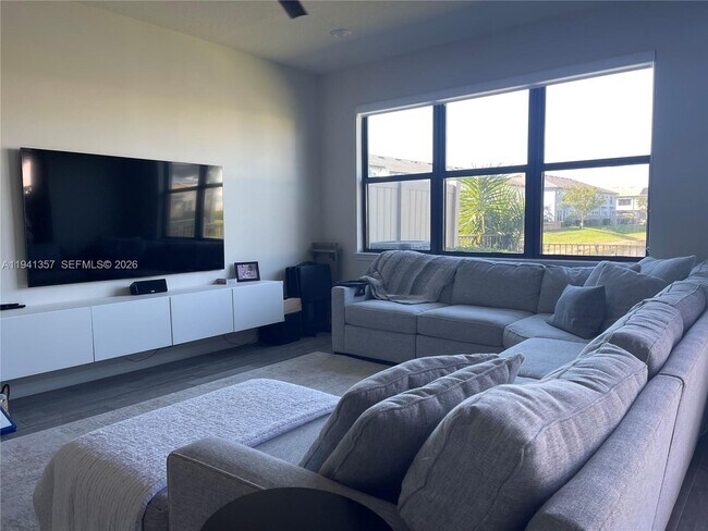 Foto del edificio - 4441 Appleton Cir E