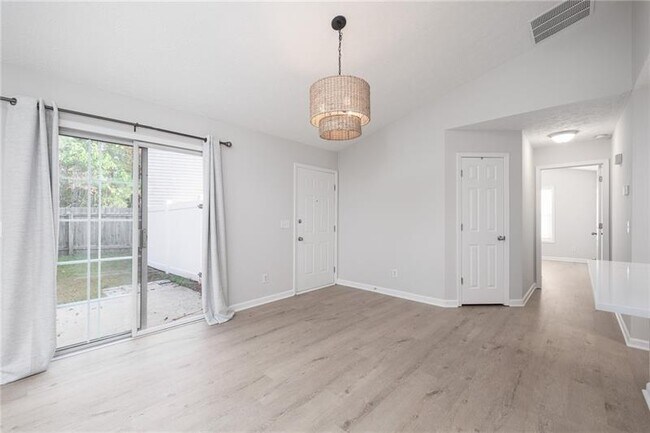 Foto del edificio - 211 Daventry Way