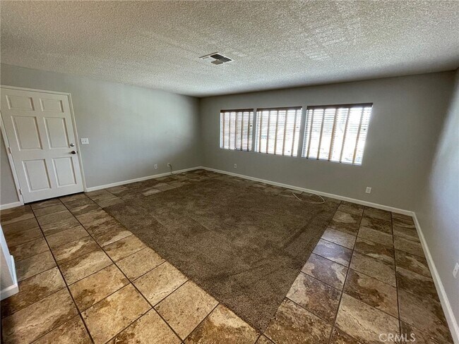 Building Photo - 31864 Railroad Canyon Rd