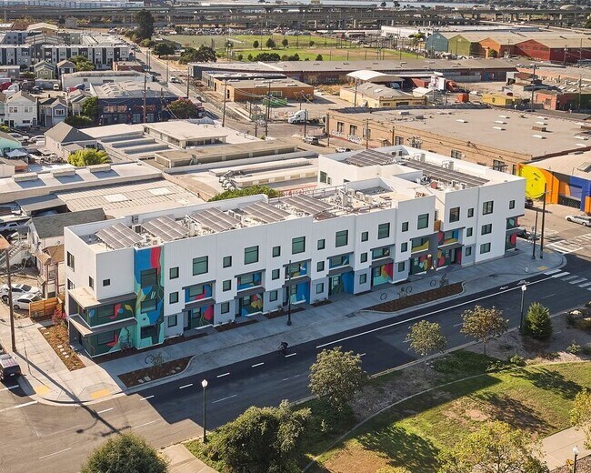 Building Photo - ArtHaus Mandela - $1000 look and lease