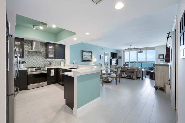 Photo - 2650 Lake Shore Dr Apartment