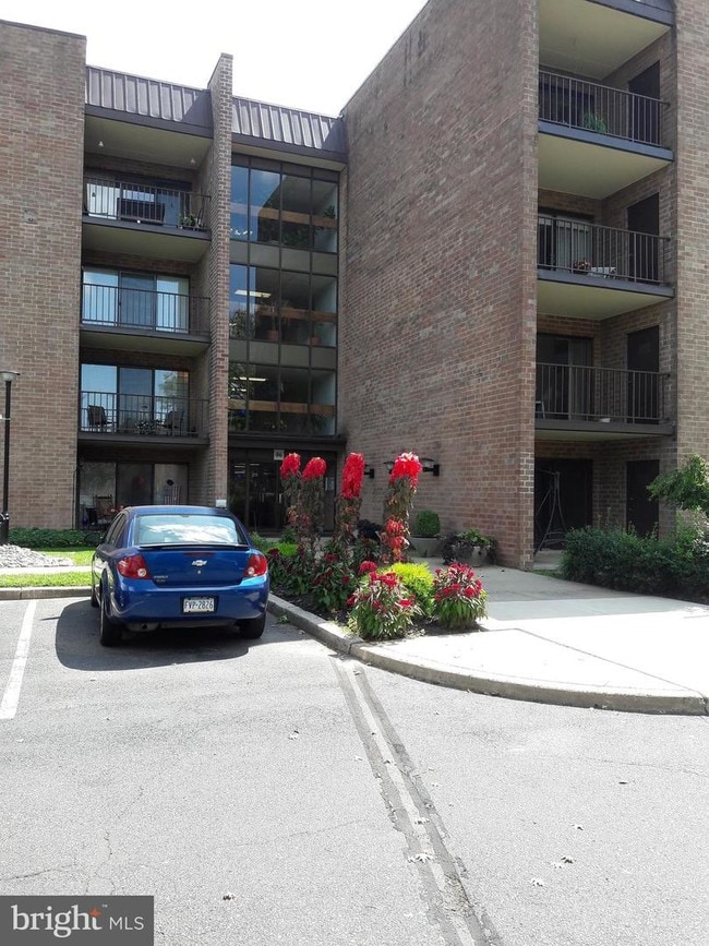 6406 Delaire Landing Rd Unit 406, Philadelphia, PA 19114 Condo for Rent in Philadelphia, PA