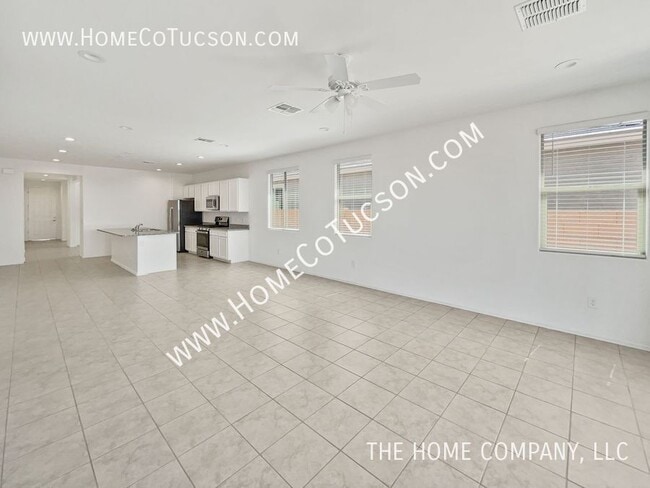 Foto del edificio - 35030 S Stargazer Ave