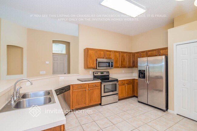 Foto del edificio - 2335 Eagle Harbor Pkwy
