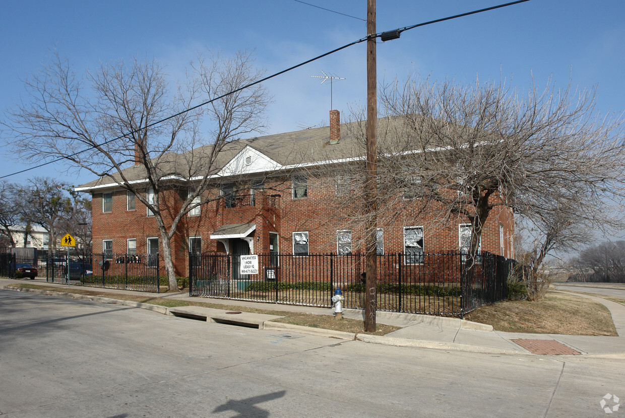 Building Photo - Downtownview Apartments