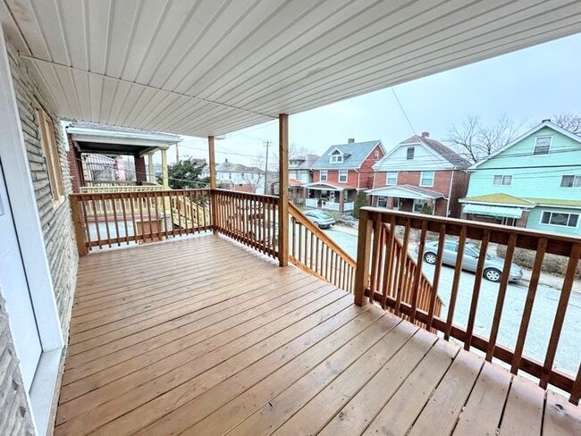 Foto del edificio - 1337 Methyl St