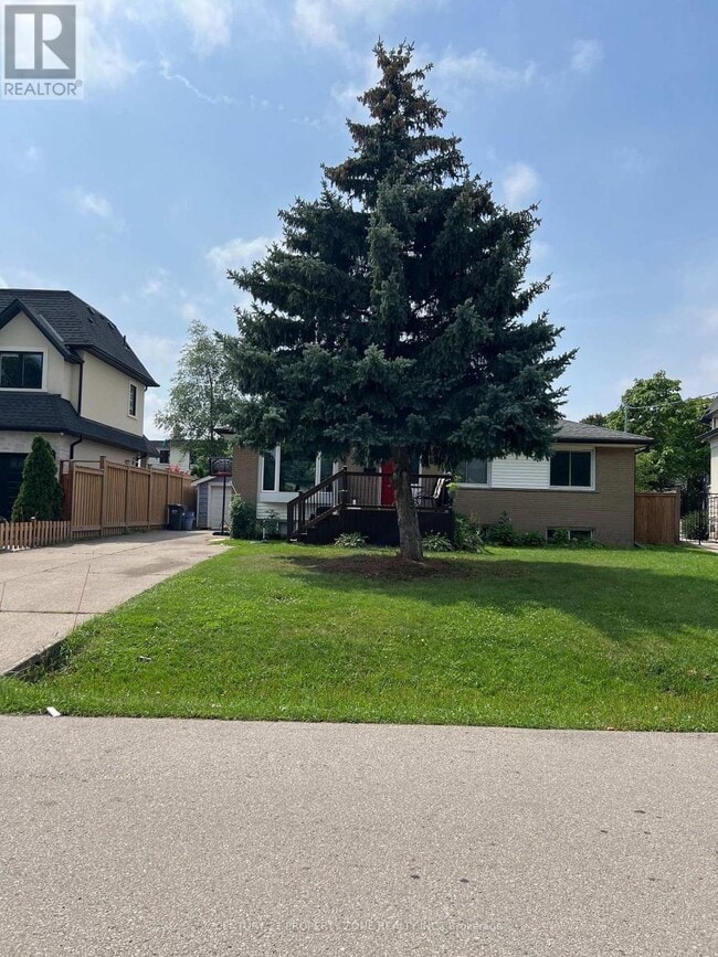Building Photo - 556 Sherin Dr