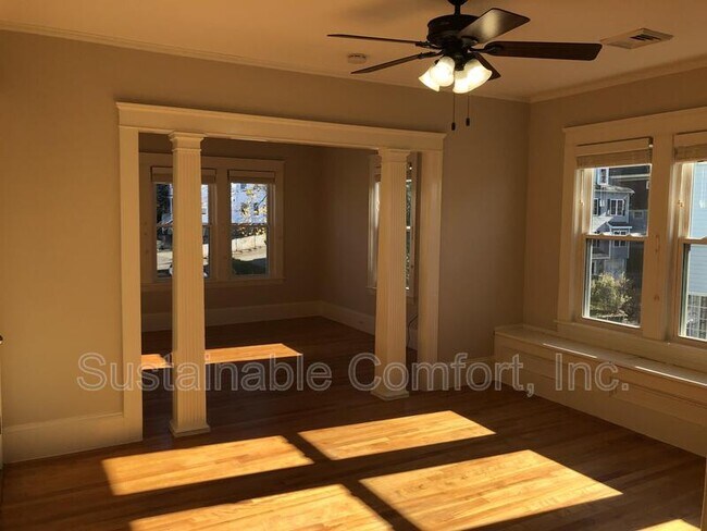 Foto del edificio - 26 Sterling St