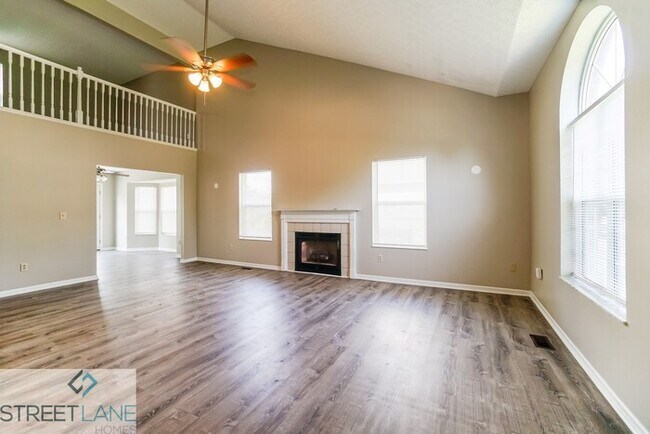Building Photo - Charming 3 Bedroom in Grove City!