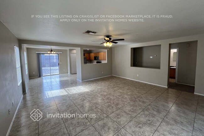 Foto del edificio - 12628 N Main St