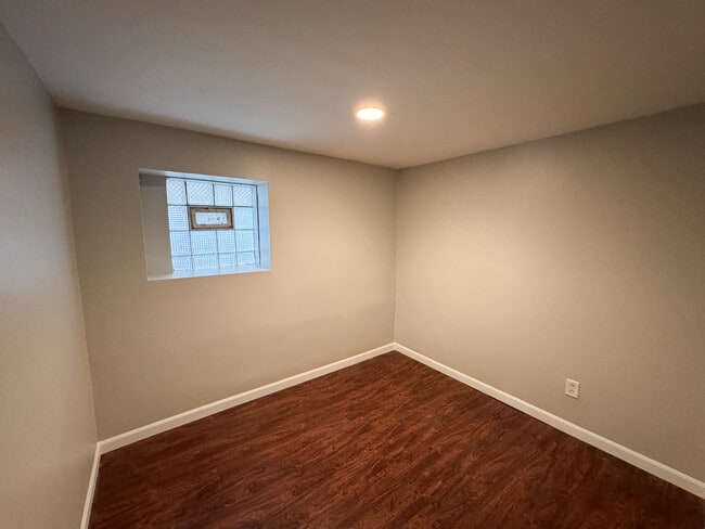 Bedroom 1 - 4038 W Potomac Ave