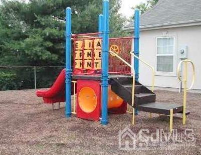 Building Photo - 936 Waterford Dr