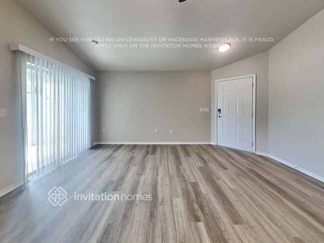 Foto del edificio - 5189 Belmont Park Ln