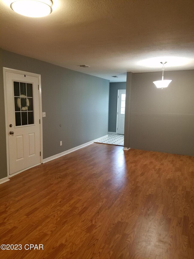Building Photo - 1042 Brannon Pl