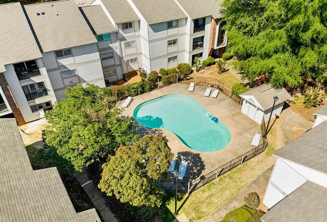 Foto del edificio - 601 N Gay St