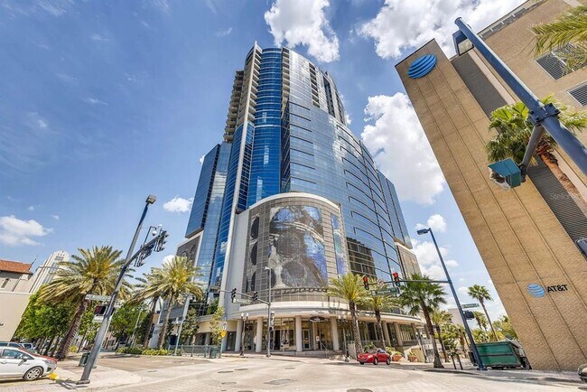 Foto del edificio - 111 E Washington St