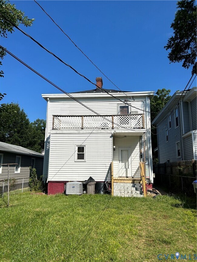 Foto del edificio - 3123 Carolina Ave