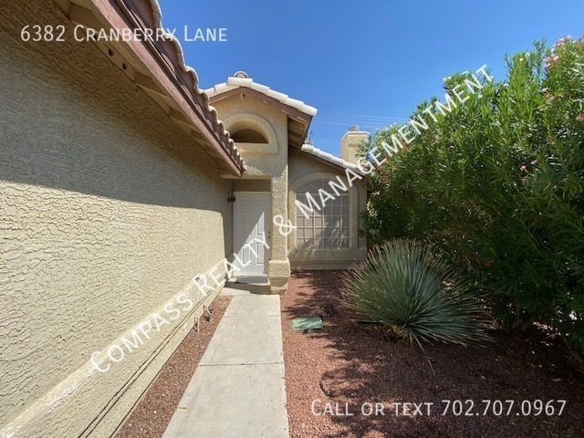 Building Photo - 3-bedroom single-family home