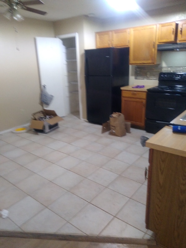 Photo - 415 Valley Mills Dr House