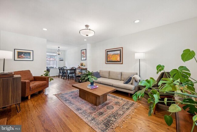 Foto del edificio - 3013 S Columbus St