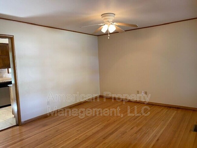 Foto del edificio - 5316 E 29th St