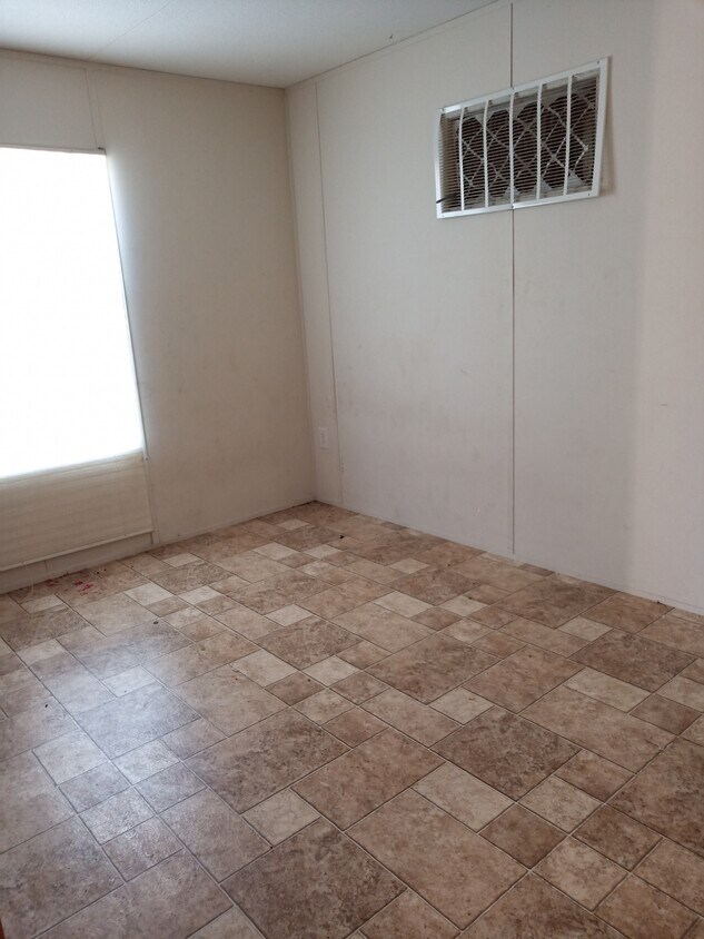 Foto del edificio - 111 W Rowan St