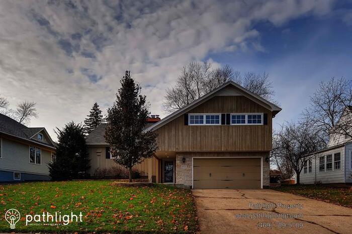 Foto principal - 401 Pleasant St, Woodstock, IL, 60098